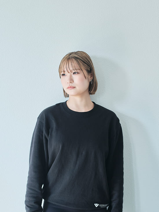 山本 彩由実